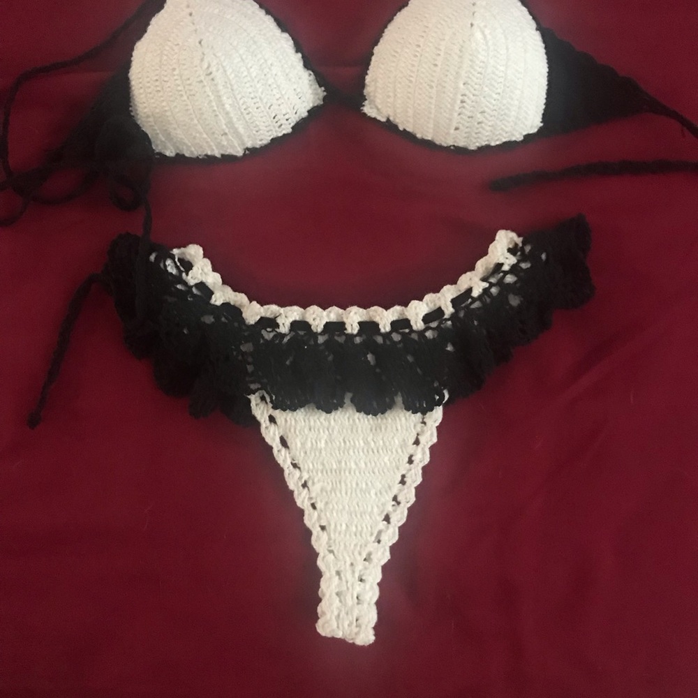 New never worn Crochet bikini